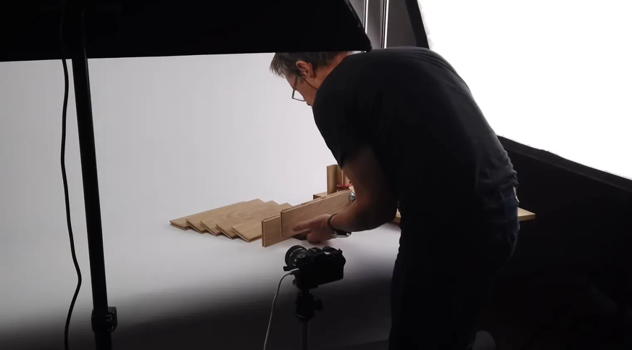 Оператор готовит планки COSWICK для покадровой анимации